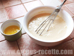 Recette de Pâte à crêpes - Pâte à crêpes à l'eau - Étape 3